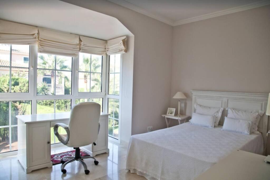 לןקמאג'ור Casa Pinsa - Grosszuegiges Mediterran-Stilvolles Ferienhaus Mit Eigenem Pool In Puig De Ros מראה חיצוני תמונה